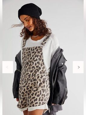 Free People Animal Print Baggy Shortall Shorts Jumper Overalls - Size Small